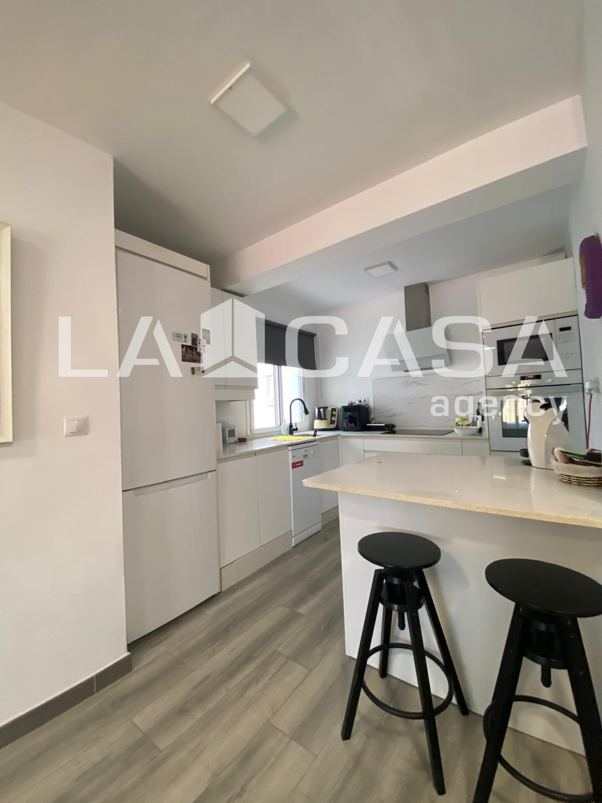 Kitchen of Flat for sale in Dos Hermanas