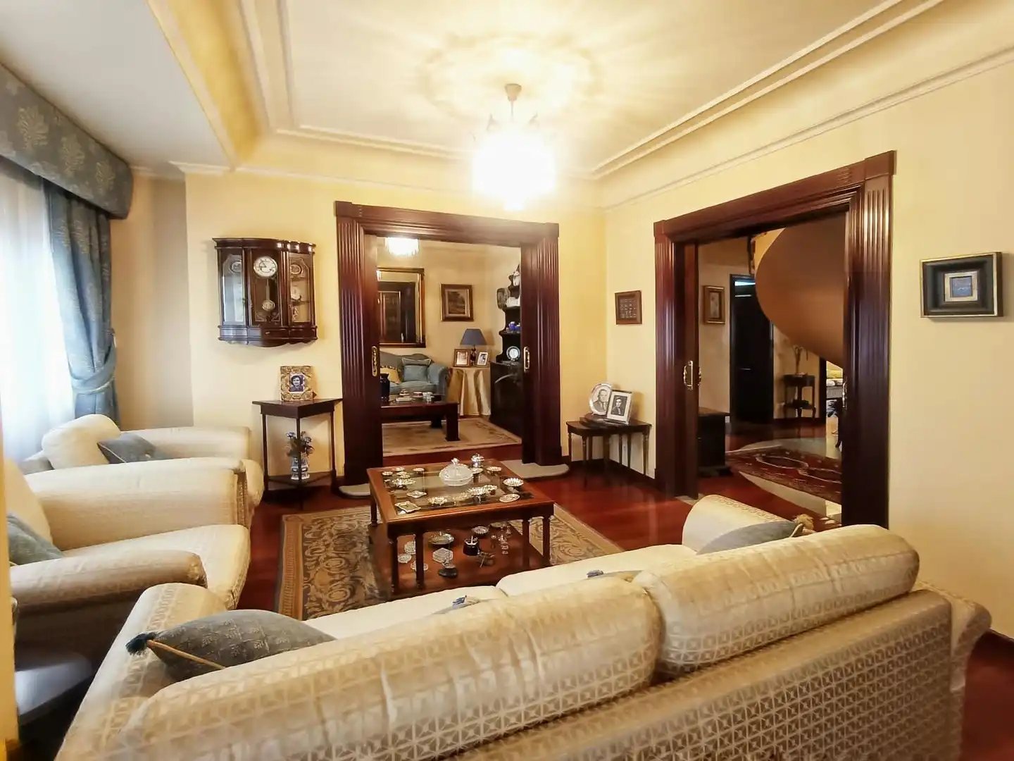 Sala de estar de Dúplex en venta en Pontevedra Capital  con Calefacción y Amueblado