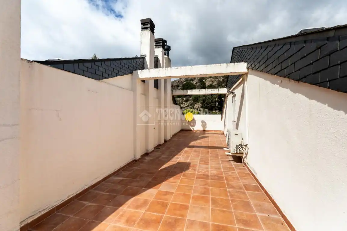 Terraza de Casa adosada en venta en Torrelodones con Calefacción, Jardín privado y Terraza