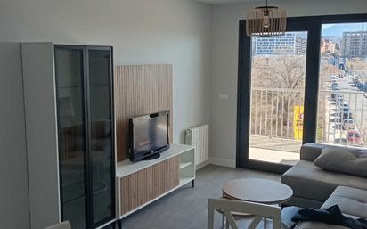 Living room of Flat to rent in  Granada Capital  with Air Conditioner, Heating and Parquet flooring