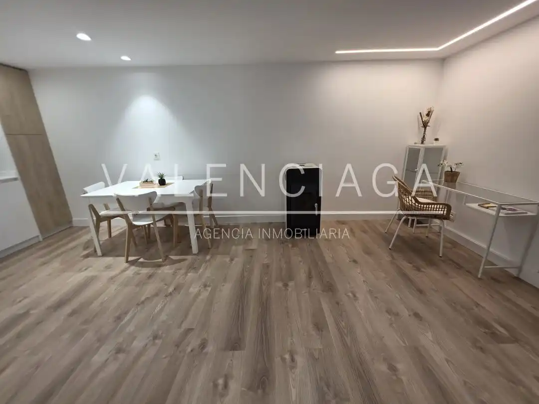 Piso en venta en Lazkao con Calefacción y Amueblado