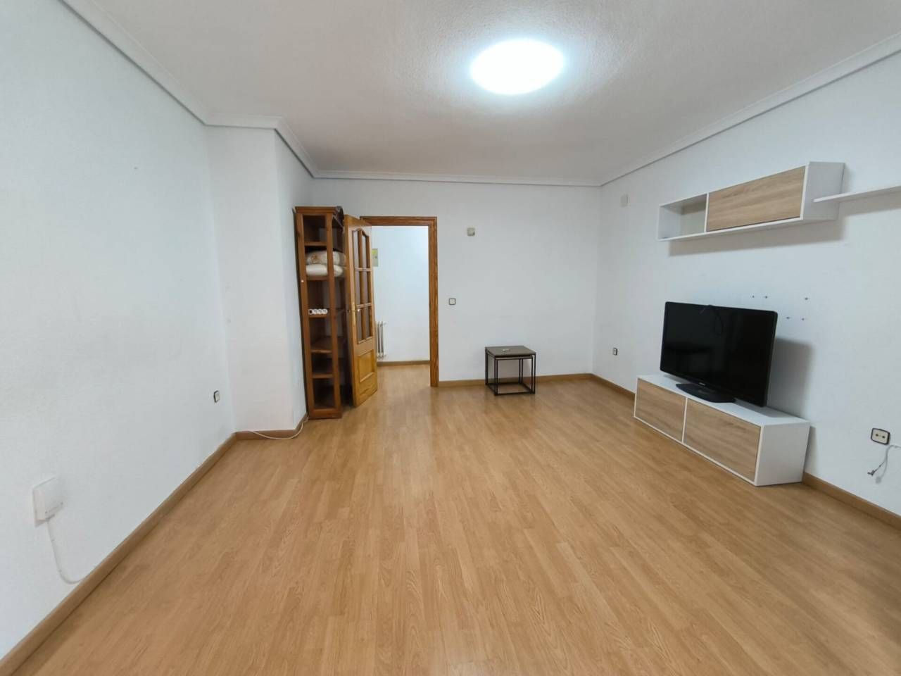 Sala d'estar de Pis en venda en  Albacete Capital amb Calefacció, Traster i Balcó