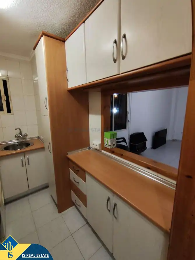 Cocina de Apartamento en venta en Torrevieja con Aire acondicionado, Calefacción y Terraza