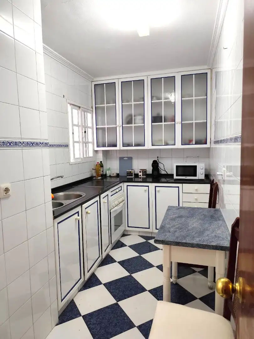 Cocina de Piso de alquiler en Sanlúcar de Barrameda con Aire acondicionado, Calefacción y Amueblado