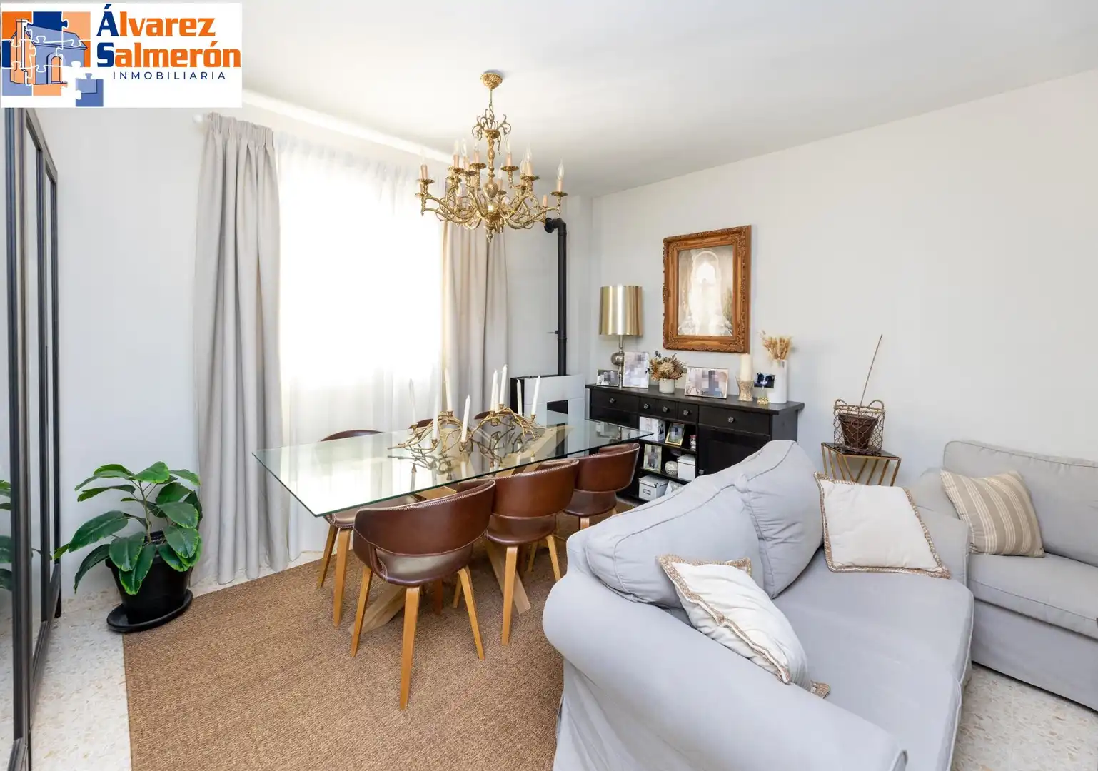 Sala de estar de Casa o chalet en venta en Albolote con Terraza, Trastero y Jacuzzi