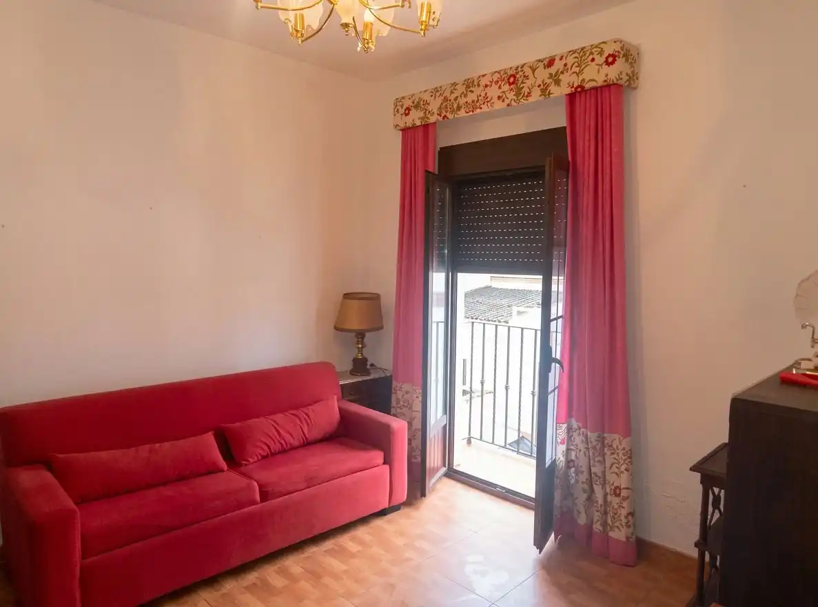 Habitación de Casa adosada en venta en Benacazón con Aire acondicionado y Amueblado