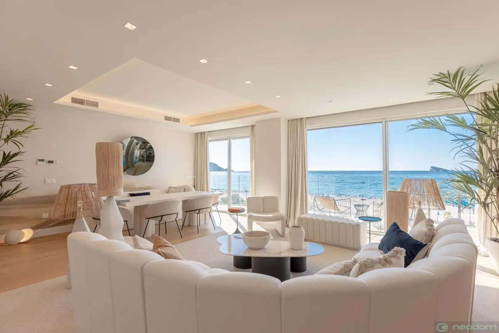 Sala d'estar de Pis en venda en Benidorm amb Jacuzzi
