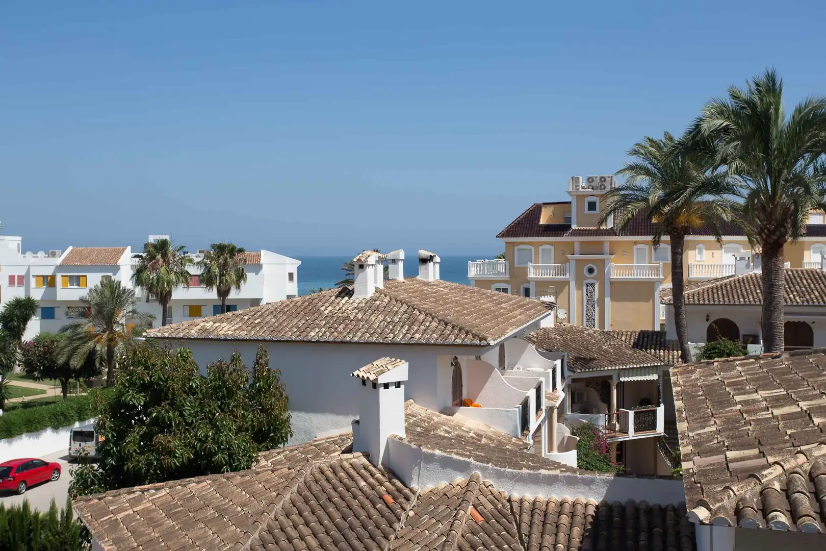 Vista exterior de Apartament de lloguer en Dénia amb Jardí privat, Terrassa i Piscina