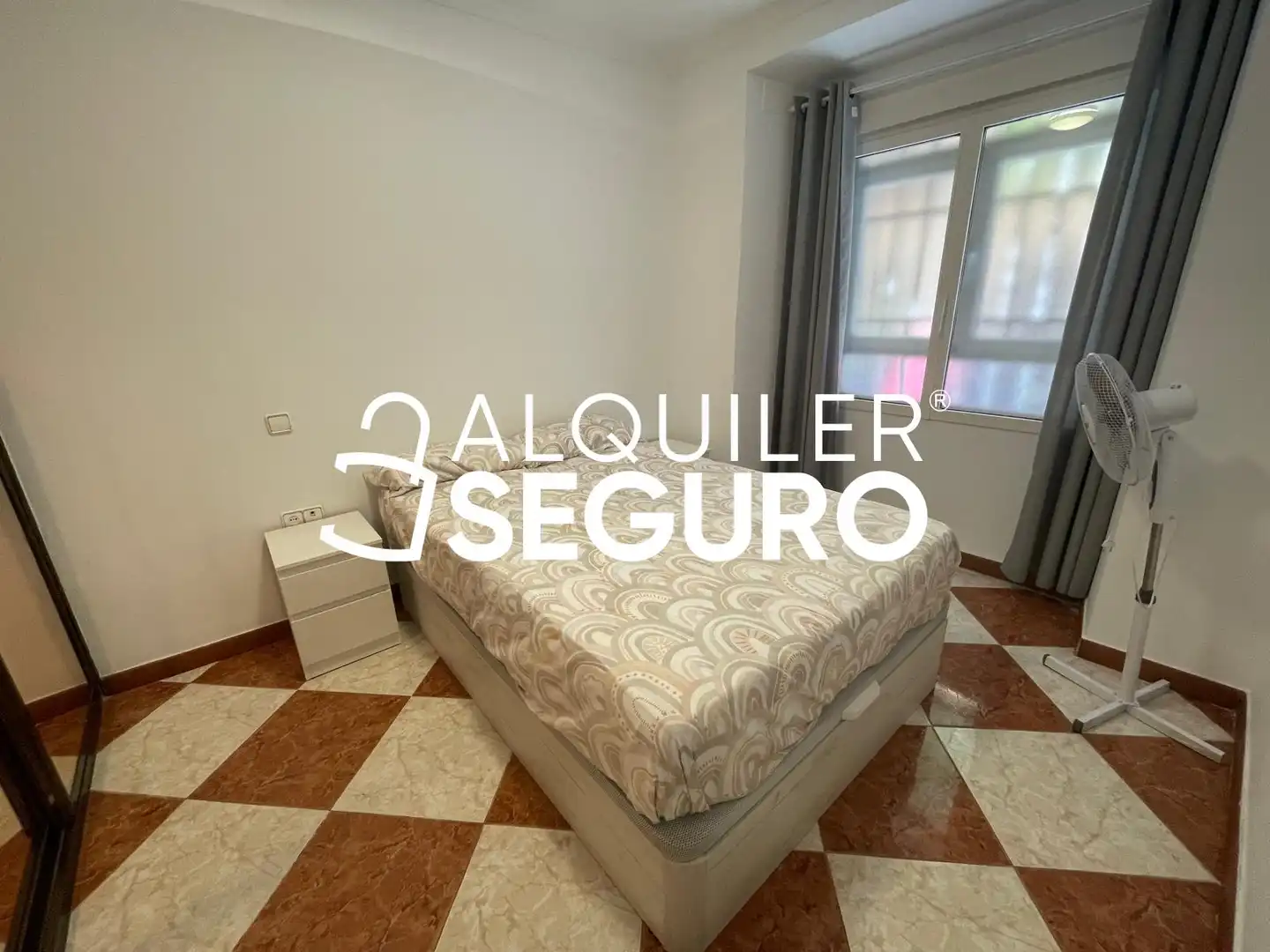 Piso con ascensor en alquiler en de Velarde, imagen 5