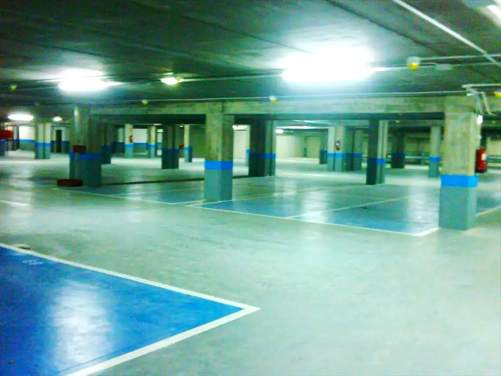 Parkplatz von Garage zum Verkauf in Oviedo 