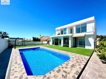 Villa con balcone in vendita a San Fulgencio