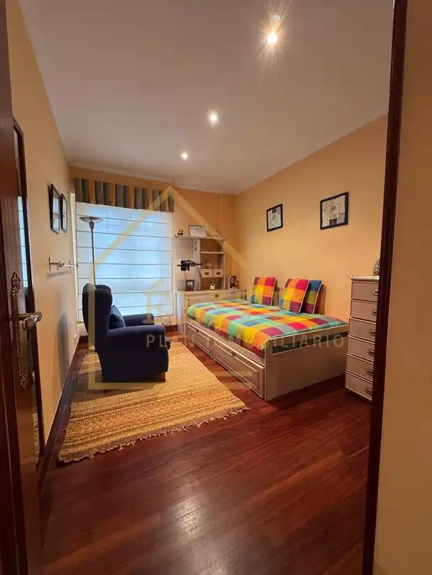 Bedroom of Houses for sale in Castro-Urdiales  with Air Conditioner, Heating and Storage room