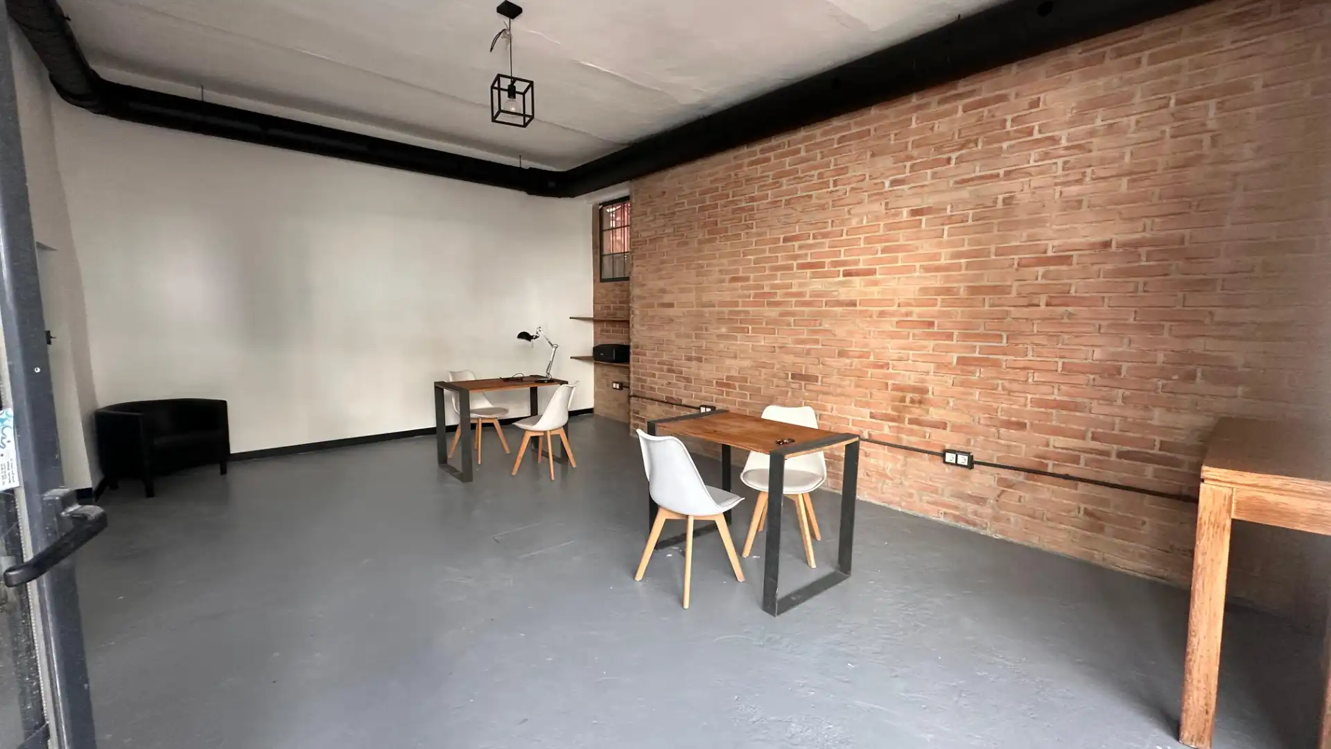 Local en venta en Marbella con Aire acondicionado, Terraza y Amueblado