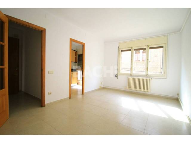 Piso en Venta en Calle Pare Coll en Nord