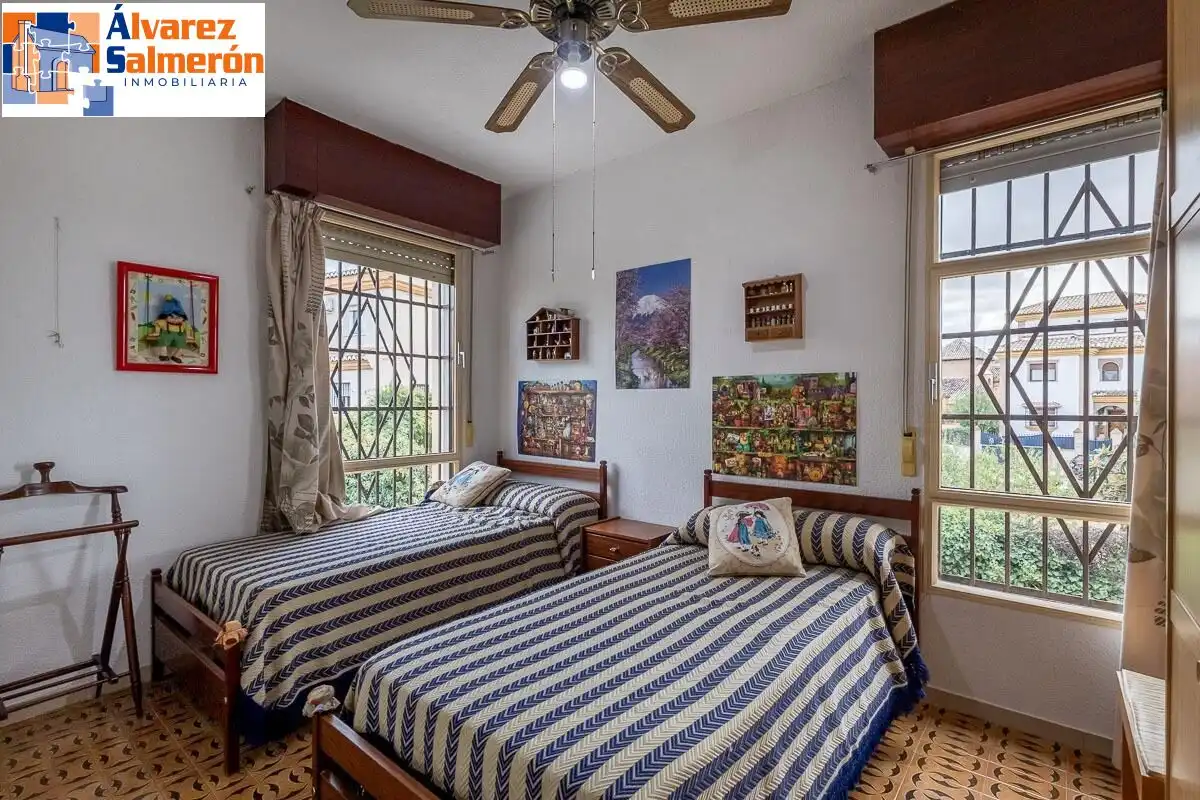 Casa con terrazza in vendita a Avenida HUETOR VEGA, imagen 21