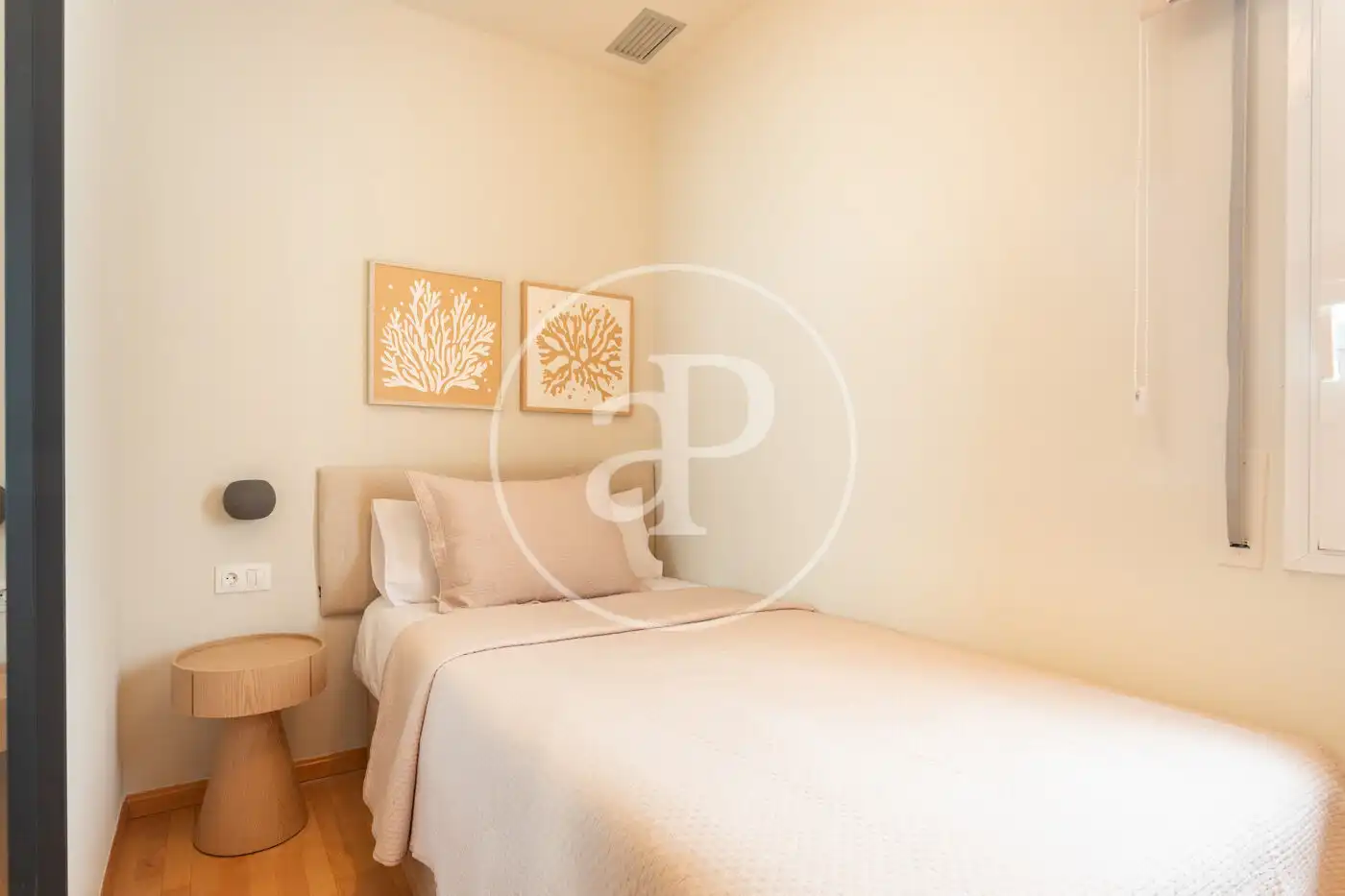 Schlafzimmer von Wohnung zur Miete in Barcelona mit Klimaanlage, Heizung und Möbliert