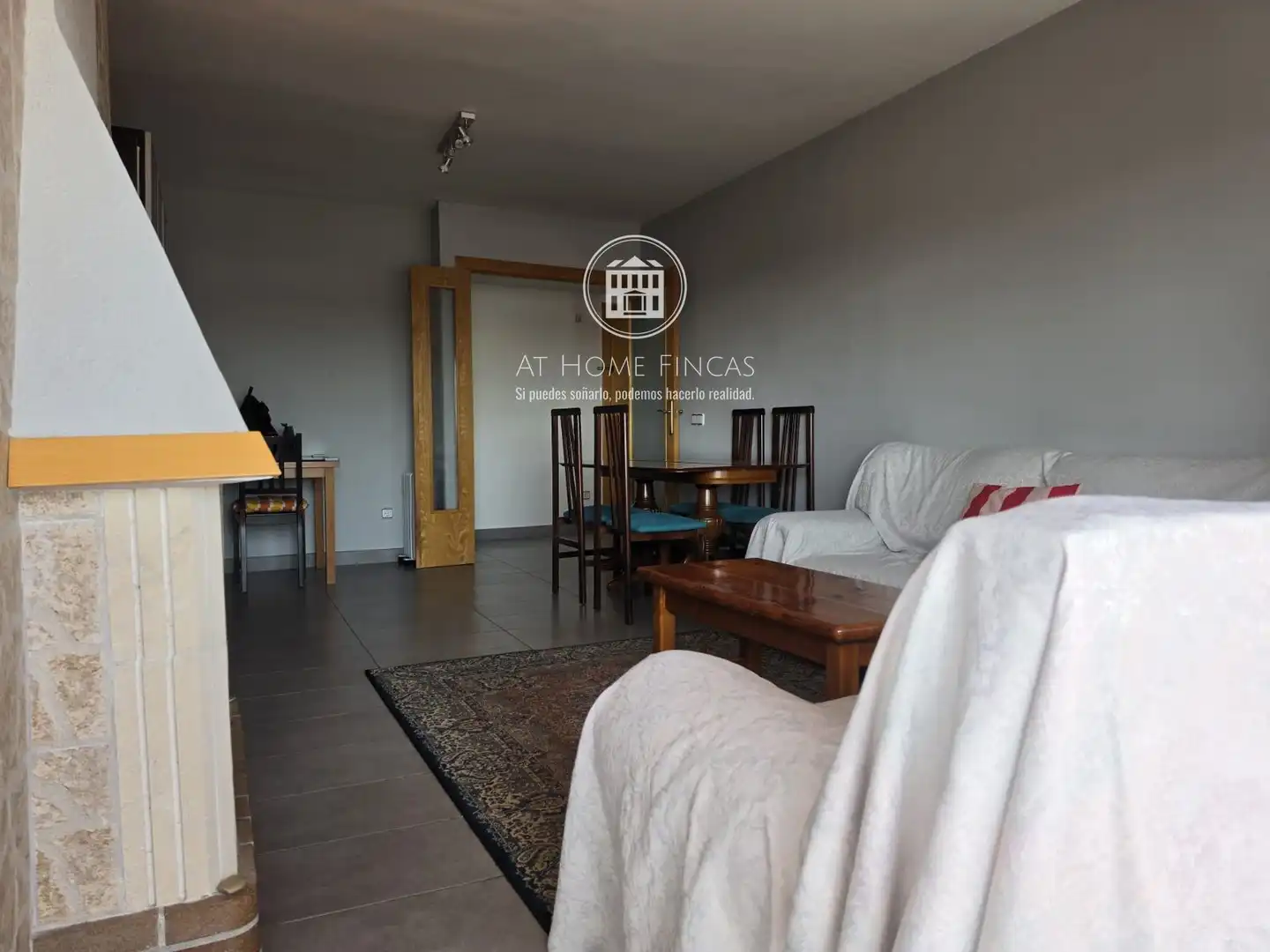 Living room of Flat for sale in Roda de Berà  with Terrace, Swimming Pool and Community pool