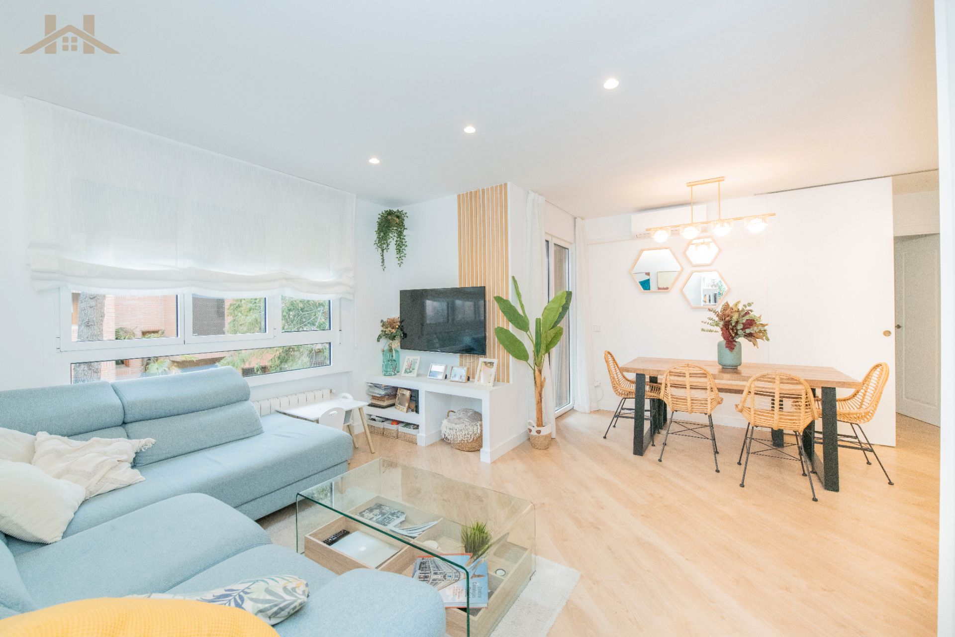 Sala d'estar de Pis en venda en Pozuelo de Alarcón amb Aire condicionat, Calefacció i Terrassa