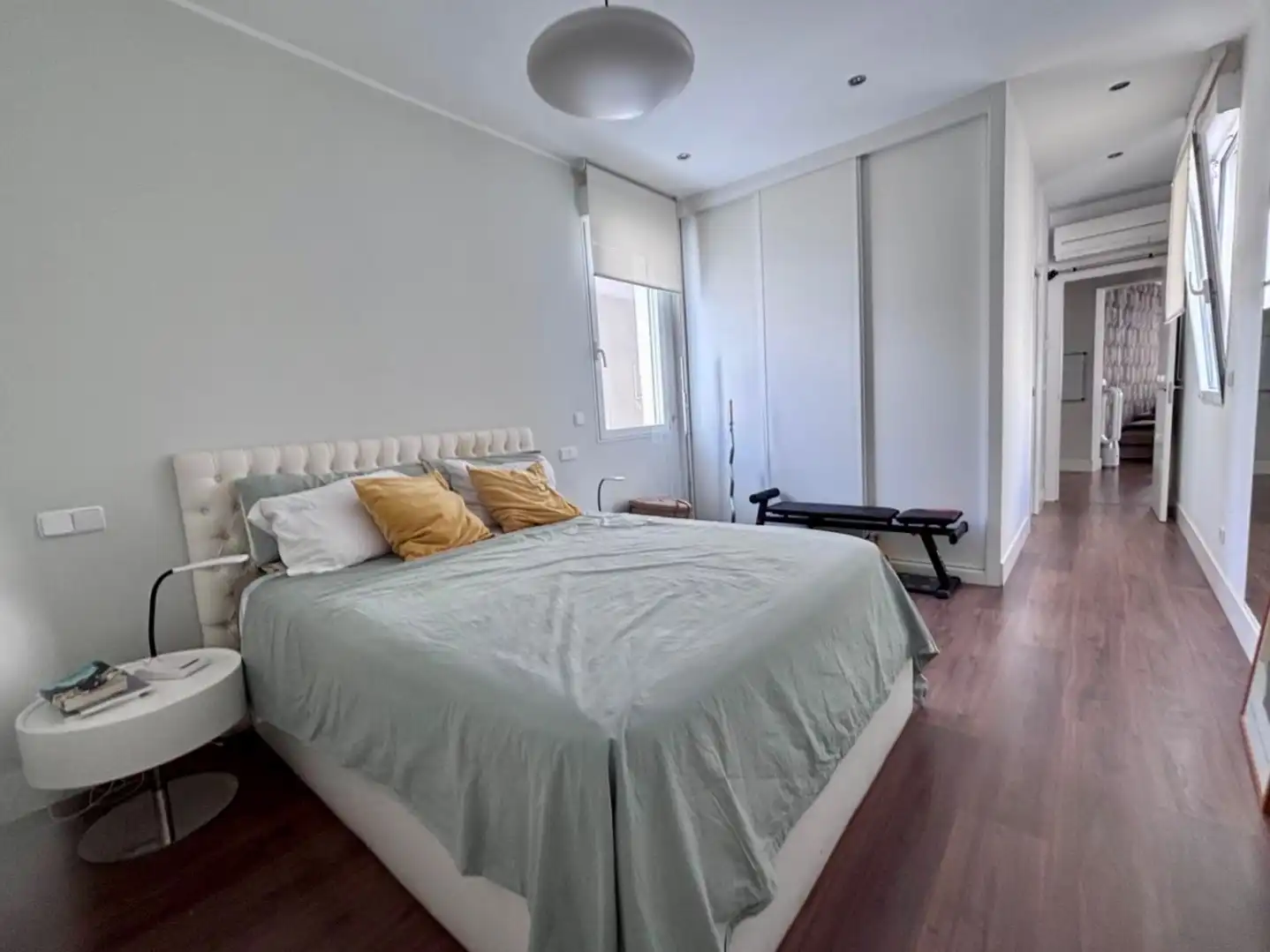 Schlafzimmer von Dachboden zum Verkauf in  Madrid Capital mit Klimaanlage, Terrasse und Balkon