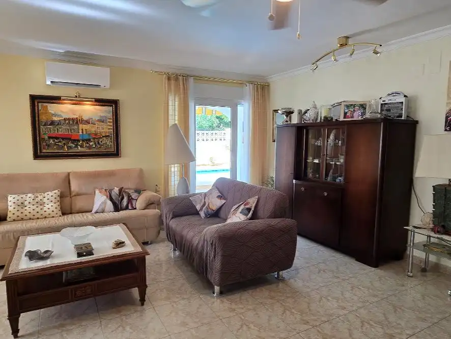 Chalet con piscina en venta en Calle Menut 1, imagen 7