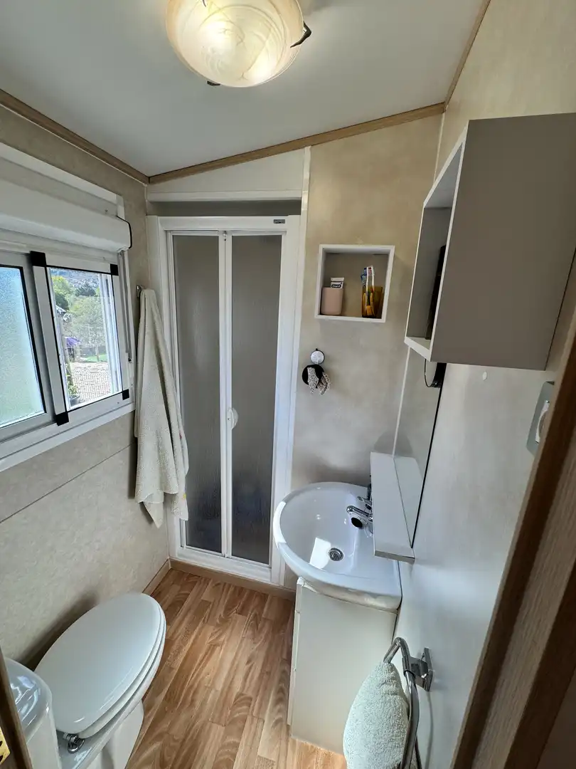 Bathroom of Houses for sale in Frías, Burgos