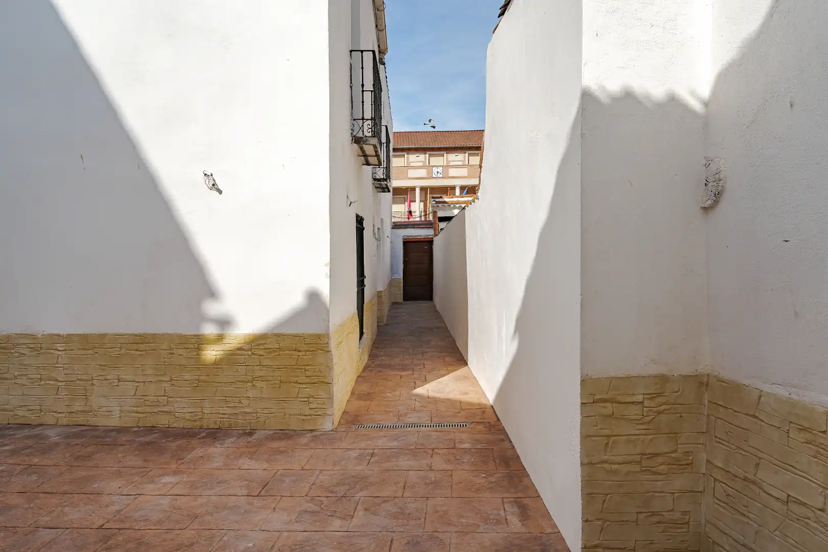 Vista exterior de Casa o xalet en venda en Tielmes amb Aire condicionat, Calefacció i Jardí privat