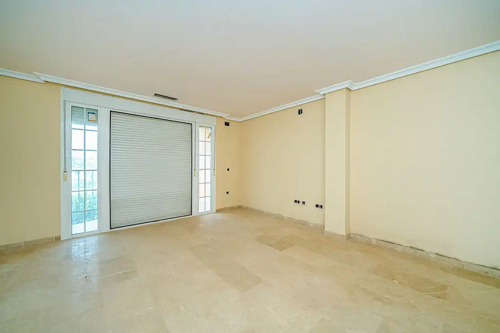 Edificio en venta en Tàrbena