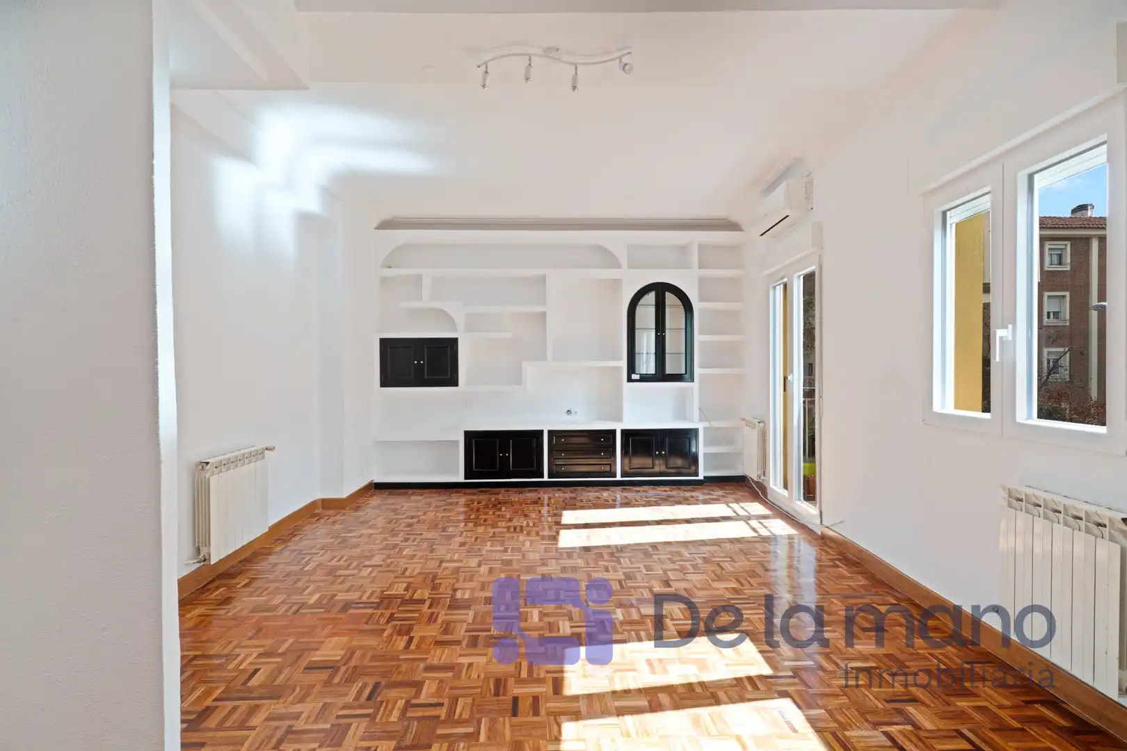 Piso con terraza en alquiler en Calle MARCELINO ALVAREZ 24, imagen 3