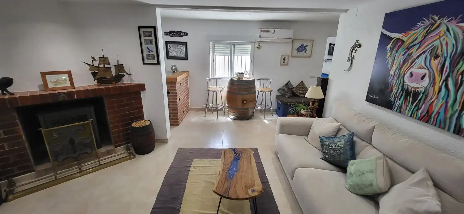 Sala de estar de Casa o chalet en venta en Roquetes con Aire acondicionado, Calefacción y Jardín privado