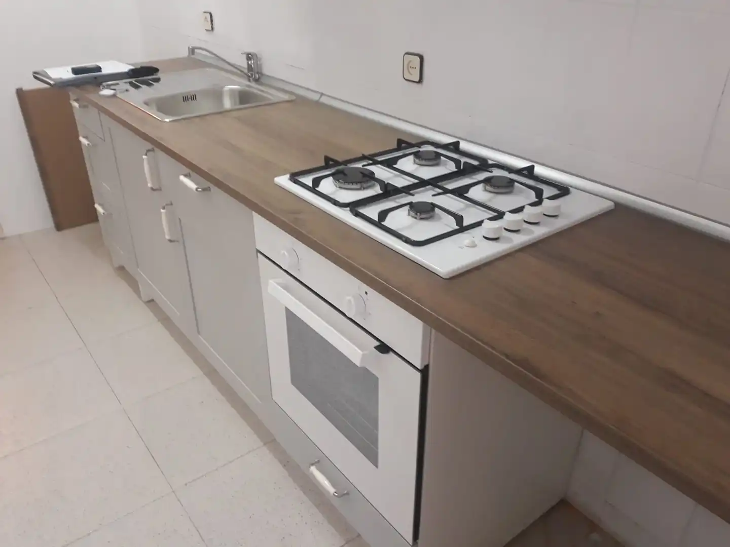 Cocina de Piso en venta en L'Hospitalet de Llobregat