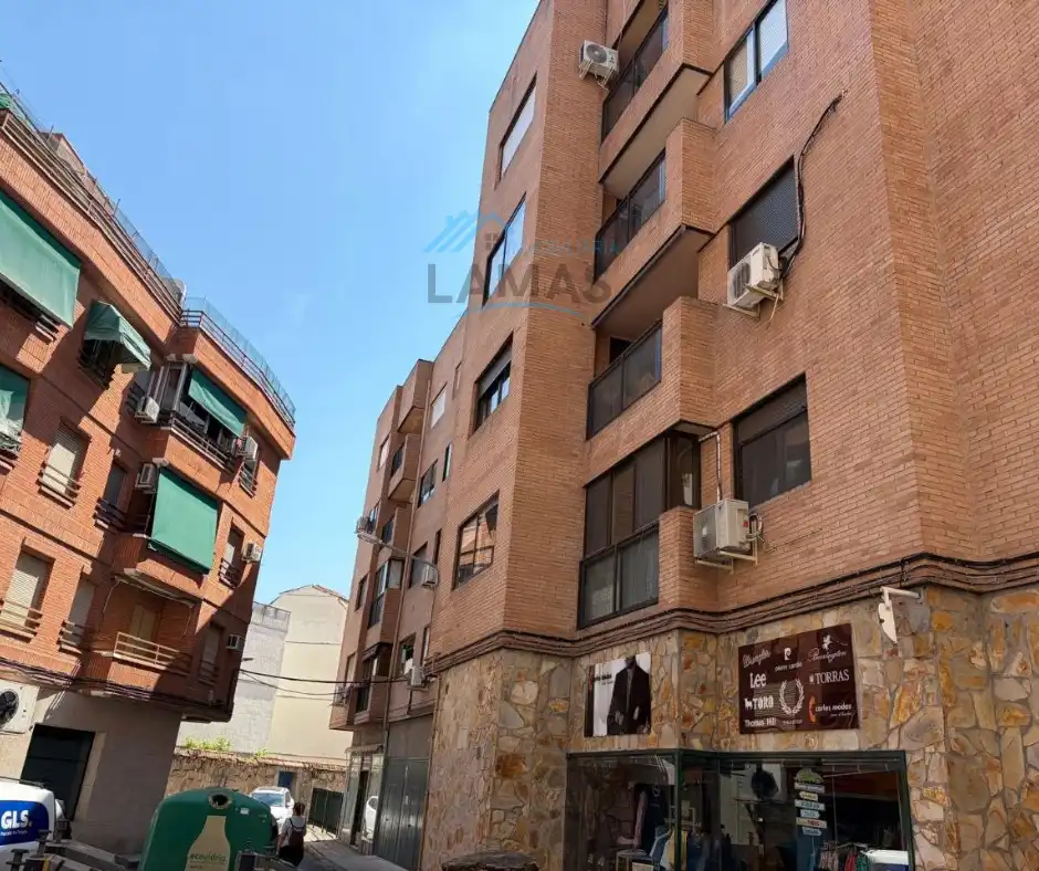 Pis amb ascensor en venda a Navalmoral de la Mata