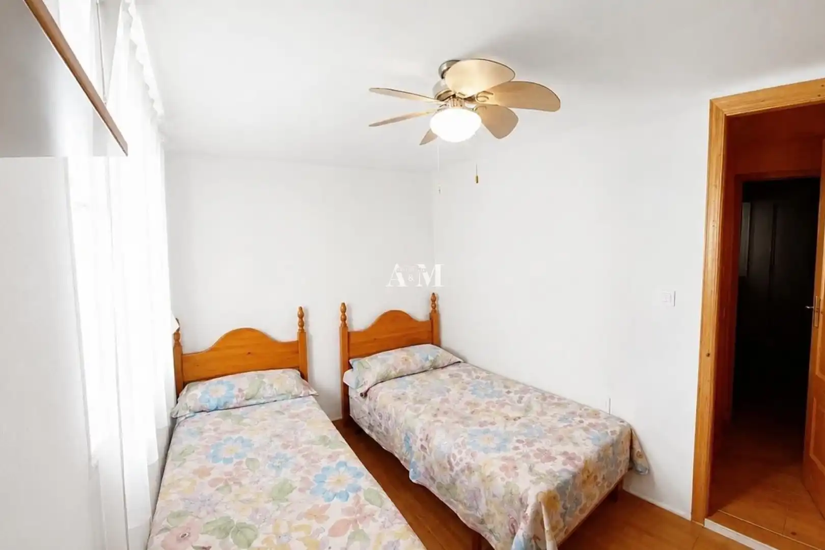 Habitación de Piso de alquiler en Torrevieja con Aire acondicionado, Calefacción y Terraza