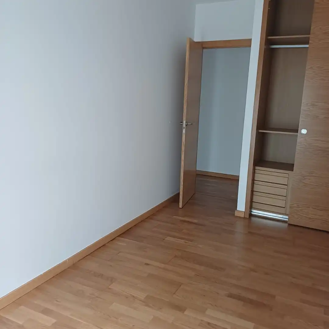 Habitación de Piso en venta en Vilagarcía de Arousa con Calefacción, Parquet y Trastero