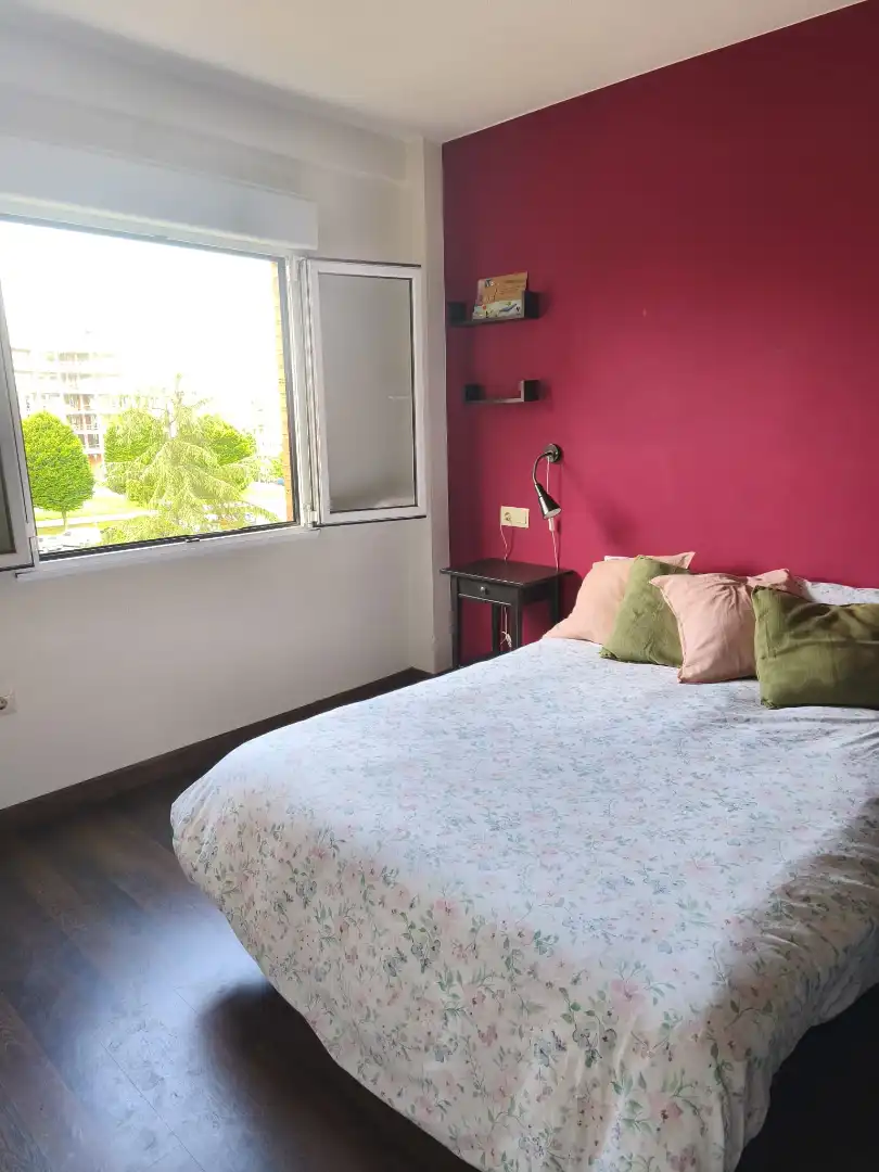 Bedroom of Flat for sale in Gijón   with Heating, Oven and Washing machine