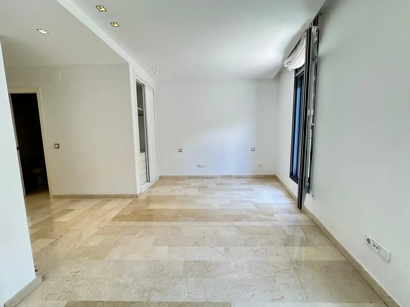 Piso en venta en Torrelodones con Calefacción, Jardín privado y Terraza
