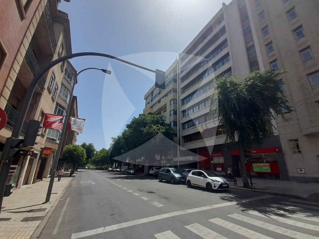 Flat for sale in N/A, Pardaleras