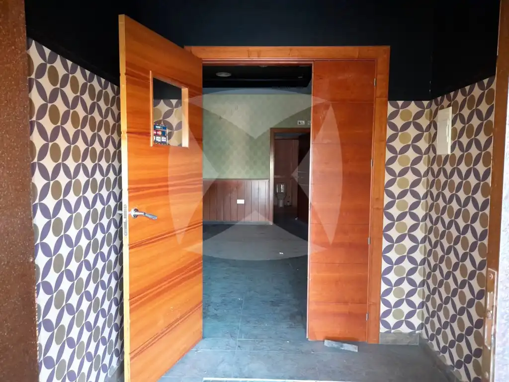 Business premises to rent in Avenida Alfonso Diaz de Bustamante y Quijano, imagen 3