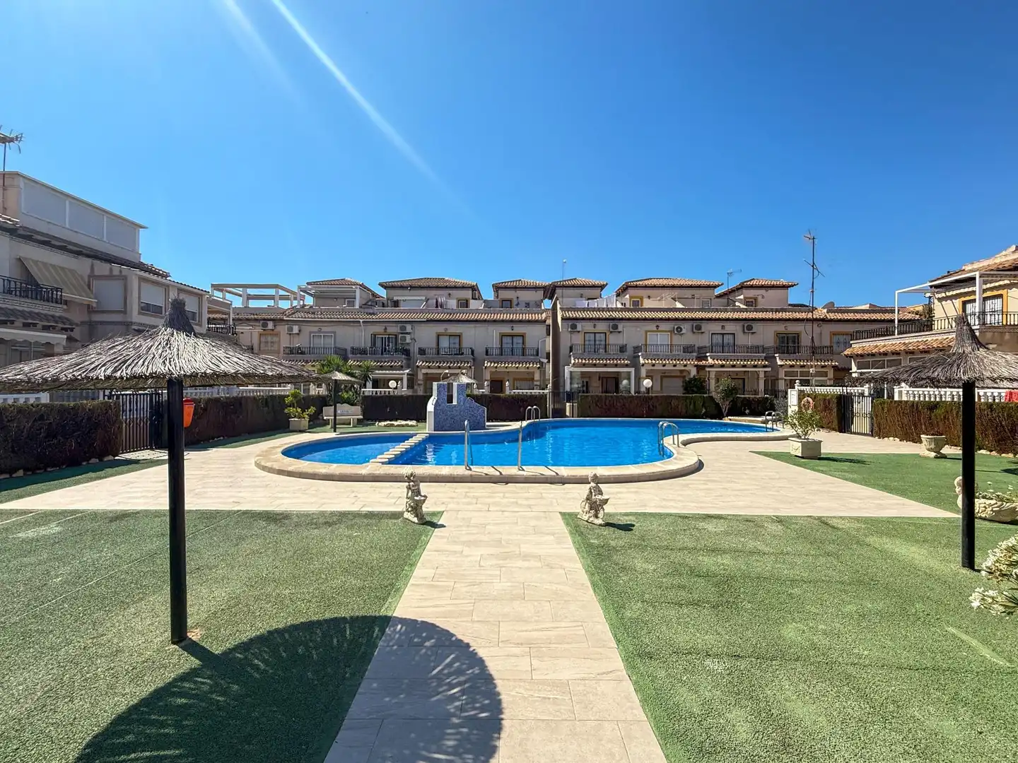 Bungalow with pool for sale in Calle HORIZONTE CL 4 2, imagen 33