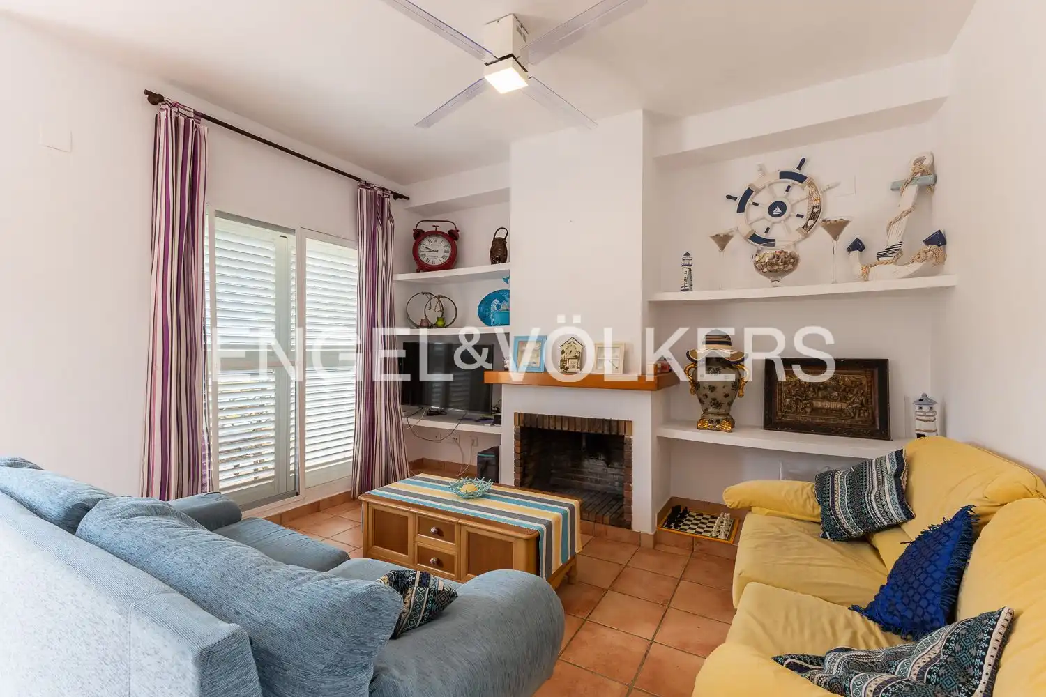 Sala de estar de Casa o chalet en venta en Cullera con Aire acondicionado, Calefacción y Jardín privado