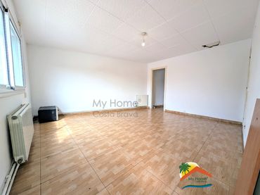 Piso con balcón en venta en Mas Baell - Can Carbó