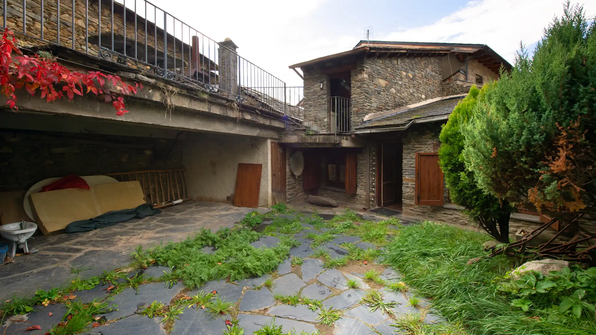 Garden of Country homes for sale in Bolvir  with Heating, Private garden and Parquet flooring