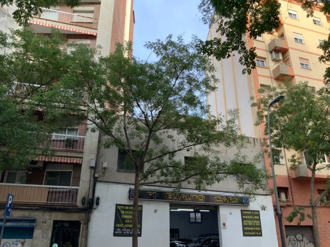 Exterior view of Industrial buildings for sale in Barcelona