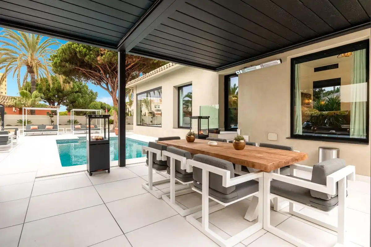 Villa mit Terrasse zum Verkauf in Elviria - Cabopino, imagen 3