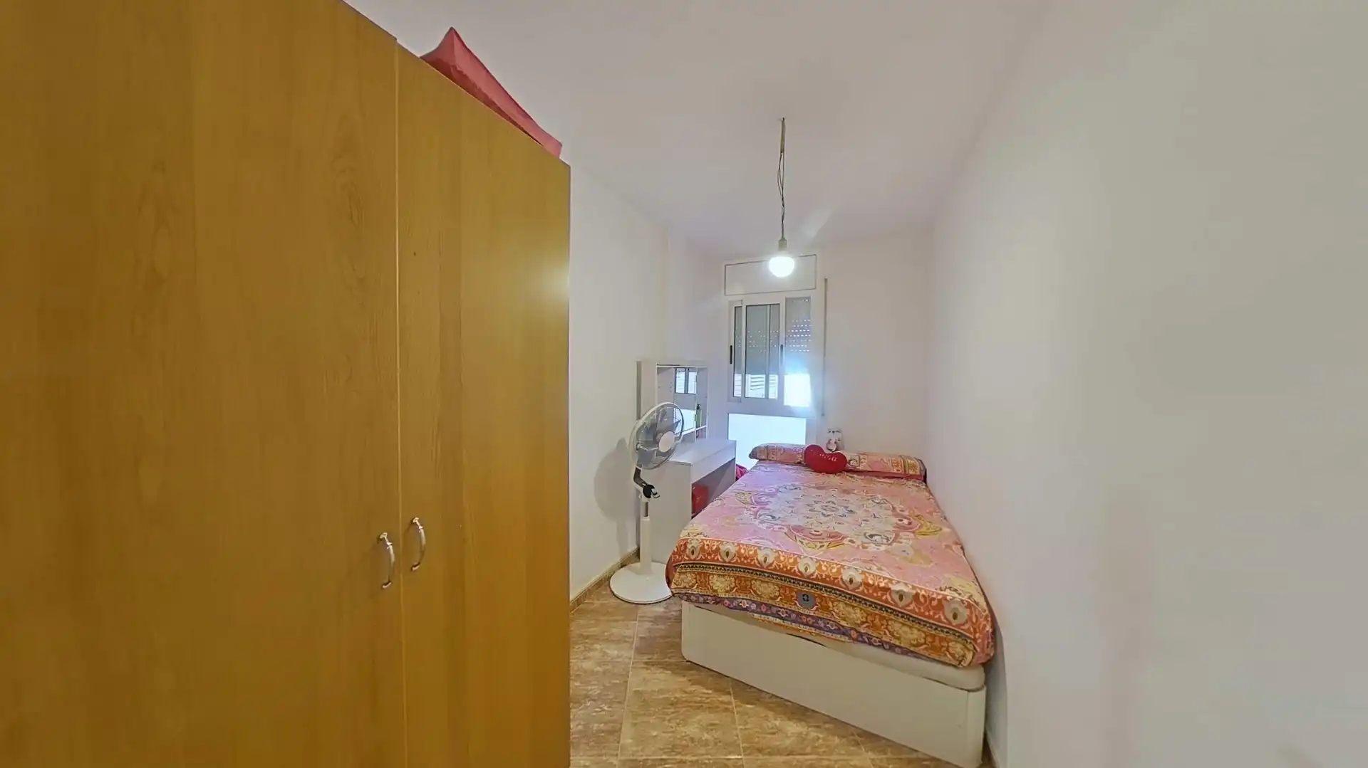 Habitación de Dúplex en venta en El Pla del Penedès con Aire acondicionado, Calefacción y Piscina