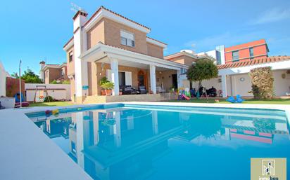 Piscina de Casa o xalet en venda en Badajoz Capital amb Aire condicionat i Piscina