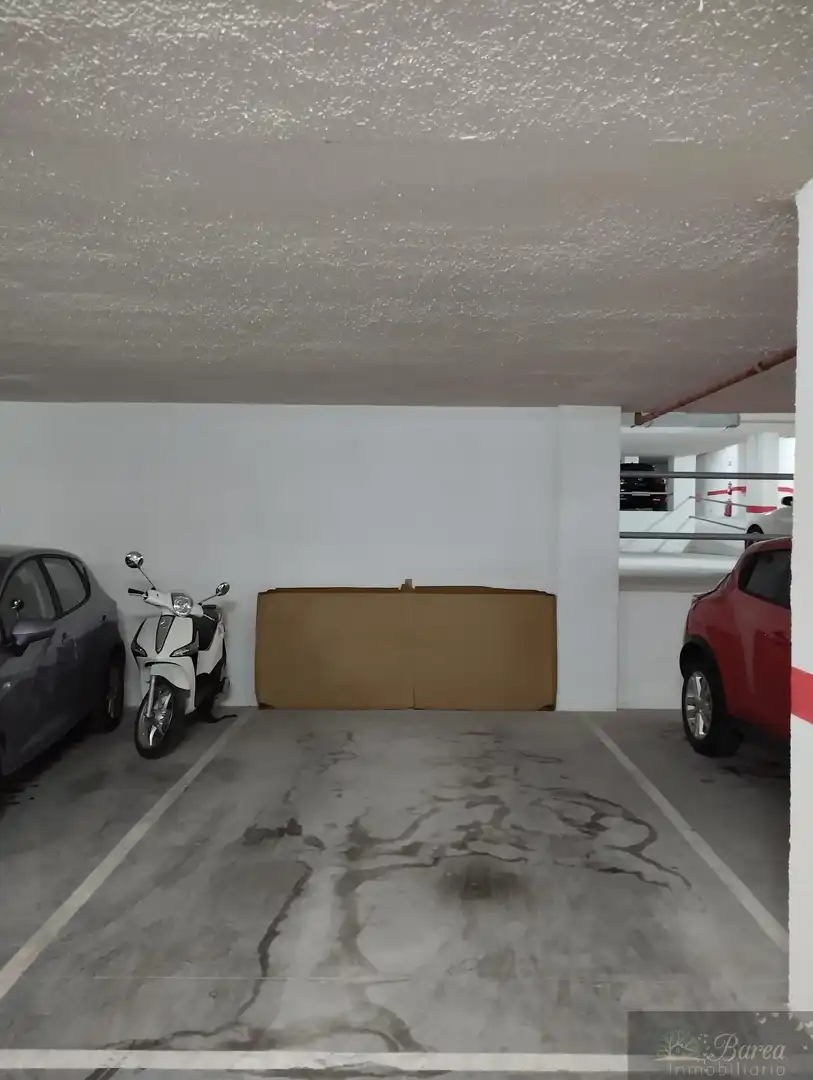 Parking for sale in Rute