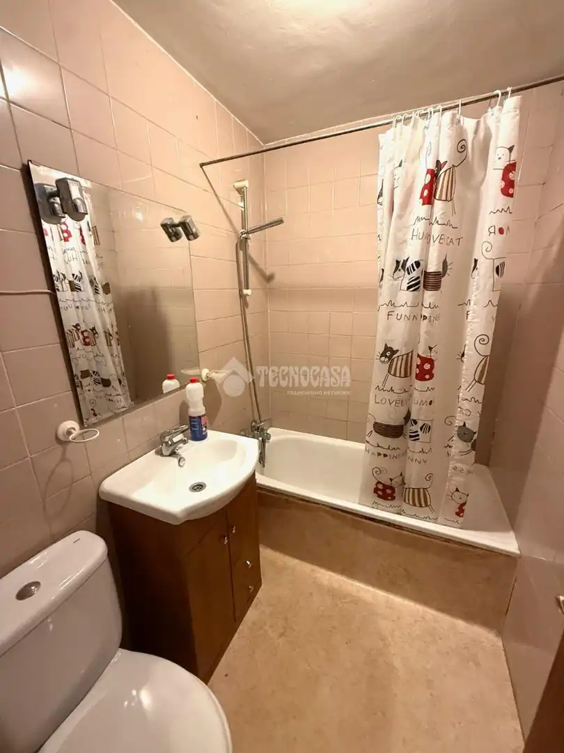 Baño de Piso en venta en Madrid con Aire acondicionado, Calefacción y Terraza
