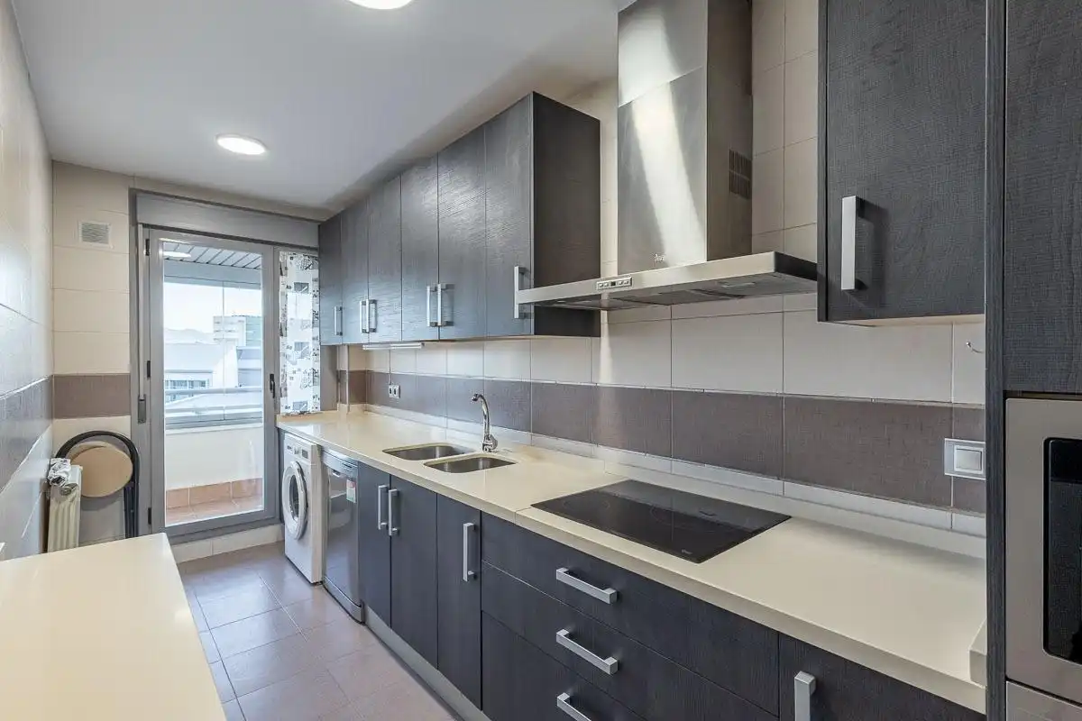 Küche von Wohnung zur Miete in Zaidín