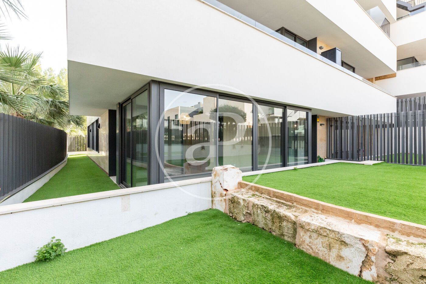Terraza de Piso en venta en  Palma de Mallorca con Aire acondicionado, Calefacción y Jardín privado