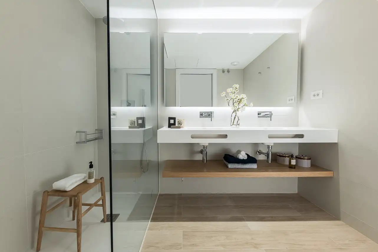 Baño de Apartamento de alquiler en Barcelona con Aire acondicionado, Calefacción y Jardín privado